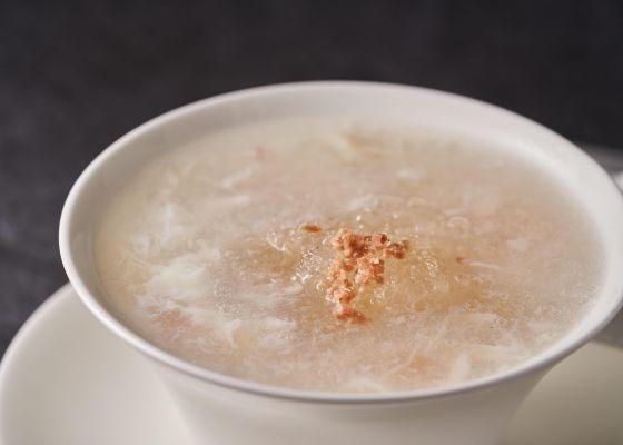 Bird's Nest Soup with Assorted Seafood and Egg White